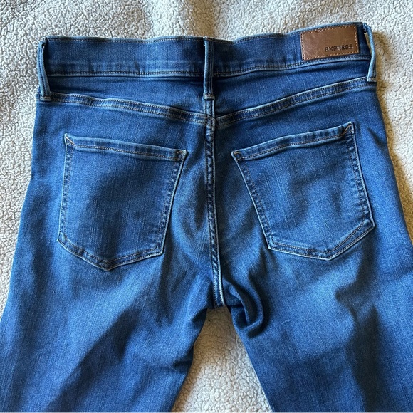 Express Ultimate Stretch Legging Mid-Rise Women’s Jeans - 4R - Picture 3 of 9